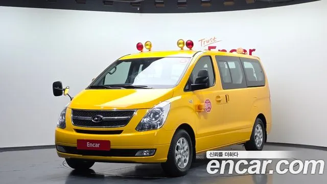 Hyundai Starex 2015 — фото 1