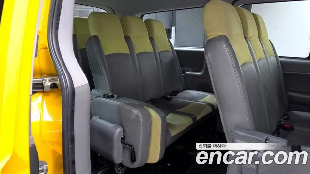 Hyundai Starex 2015 — фото 13