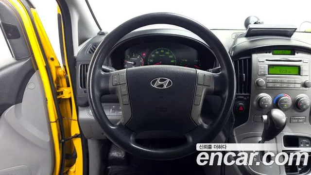 Hyundai Starex 2015 — фото 14