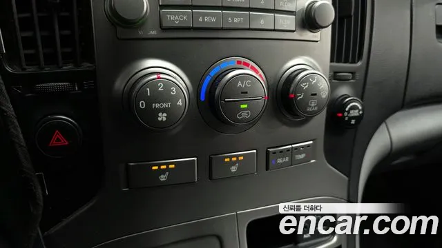 Hyundai Starex 2015 — фото 17