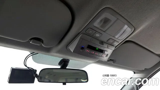 Hyundai Starex 2015 — фото 19