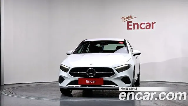 Mercedes-Benz A-Class 2025 — фото 3