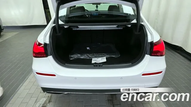 Mercedes-Benz A-Class 2025 — фото 20