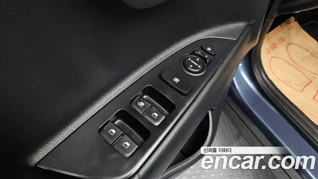 Kia Stonic 2019 — фото 14