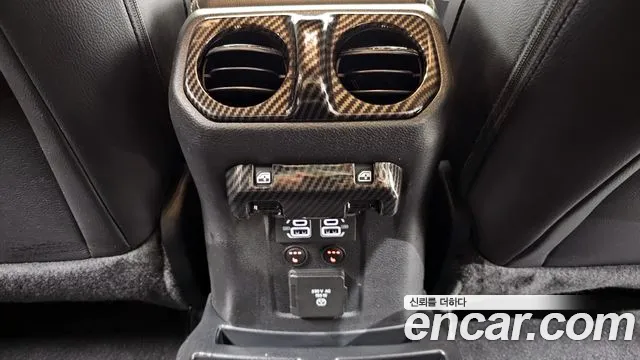 Jeep Wrangler 2023 — фото 18