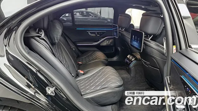 Mercedes-Benz S-Class 2023 — фото 12