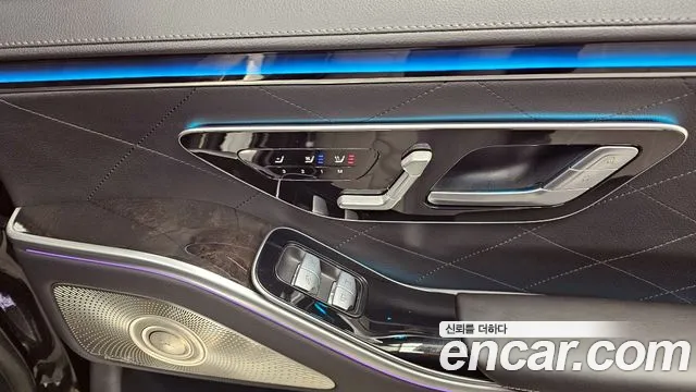 Mercedes-Benz S-Class 2023 — фото 17