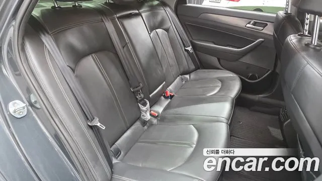 Hyundai Sonata 2018 — фото 12