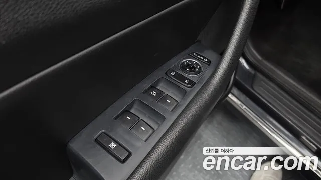 Hyundai Sonata 2018 — фото 18