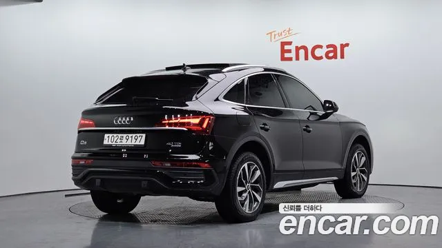 Audi Q5 2022 — фото 2