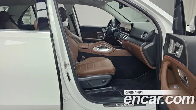 Mercedes-Benz GLE-Class 2025 — фото 11