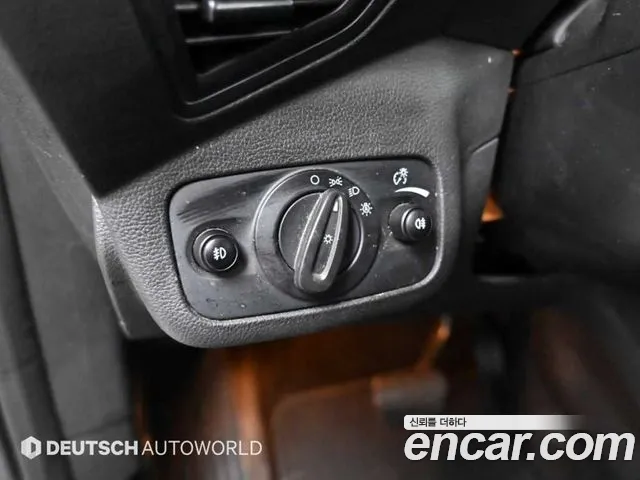 Ford Kuga 2016 — фото 11