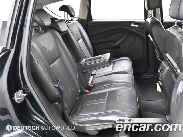 Ford Kuga 2016 — фото 19