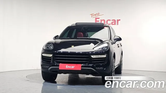 Porsche Cayenne 2015 — фото 3