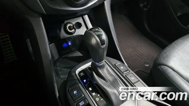Hyundai Maxcruz 2017 — фото 9