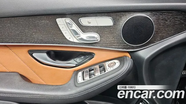 Mercedes-Benz GLC-Class 2020 — фото 18