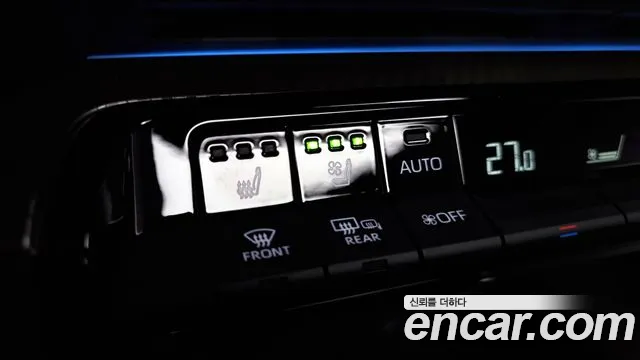 Toyota Prius 2024 — фото 17