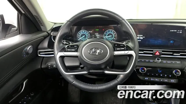 Hyundai AVANTE 2021 — фото 13
