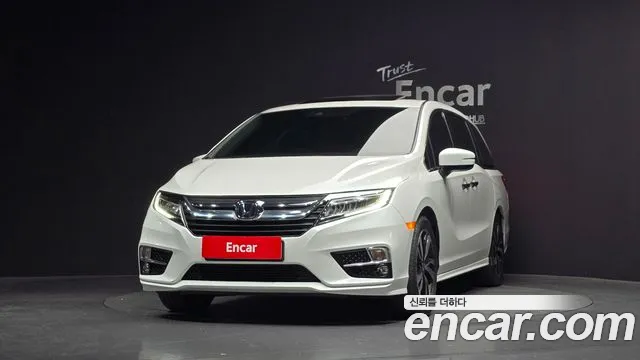 Honda Odyssey 2020 — фото 3