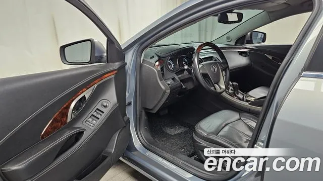 ChevroletGMDaewoo Alpheon 2012 — фото 10
