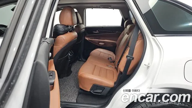 Kia Sorento 2020 — фото 11