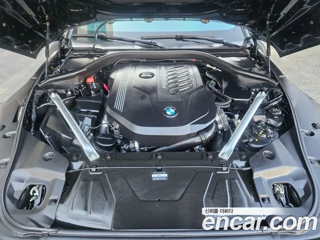 BMW Z4 2024 — фото 12