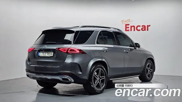 Mercedes-Benz GLE-Class 2021 — фото 2