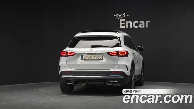 Mercedes-Benz GLA-Class 2021 — фото 4