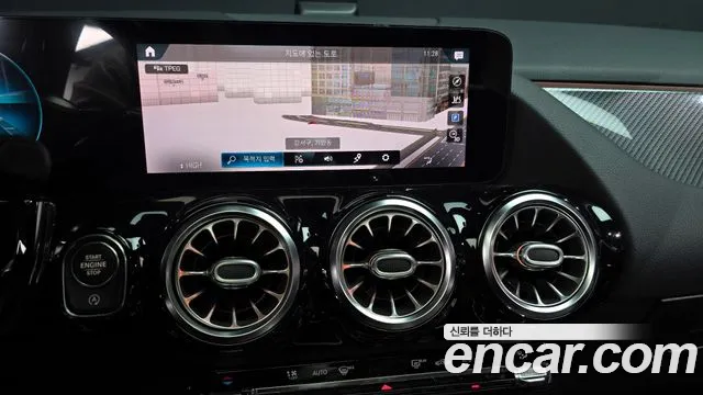 Mercedes-Benz GLA-Class 2021 — фото 14