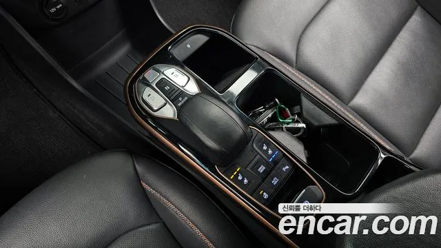 Hyundai Ioniq 2017 — фото 9