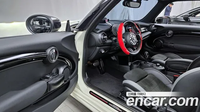 Mini Cooper 2022 — фото 10