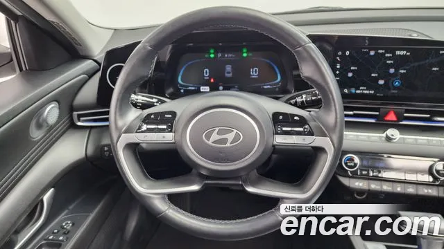Hyundai AVANTE 2024 — фото 13