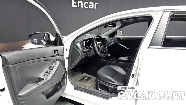Kia K5 2014 — фото 10