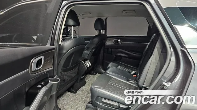 Kia Sorento 2021 — фото 12