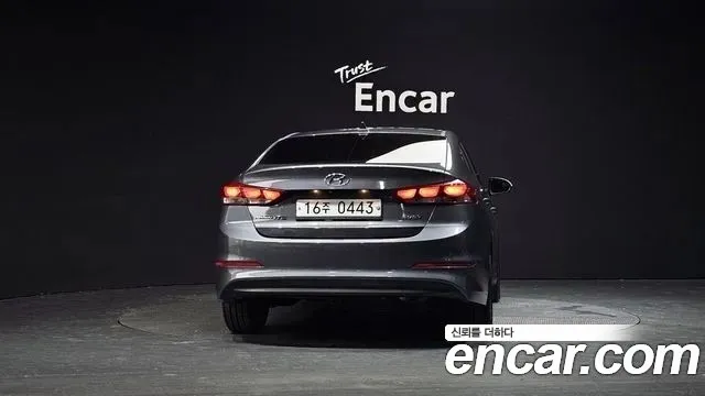 Hyundai AVANTE 2016 — фото 4