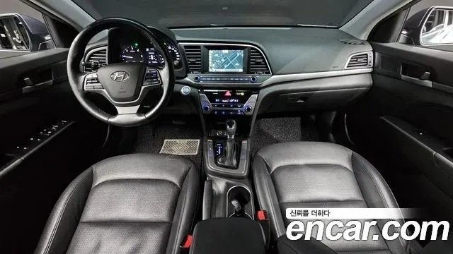 Hyundai AVANTE 2016 — фото 7