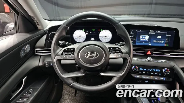 Hyundai AVANTE 2024 — фото 13