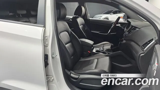 Hyundai Tucson 2018 — фото 10