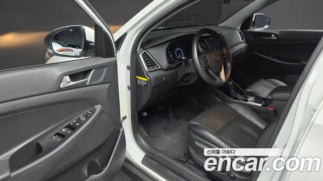 Hyundai Tucson 2018 — фото 11