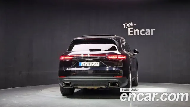 Porsche Cayenne 2019 — фото 4
