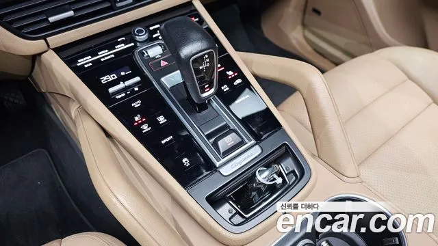 Porsche Cayenne 2019 — фото 9