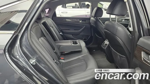 Hyundai Sonata 2018 — фото 12