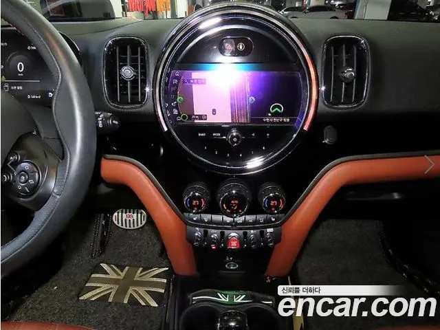 Mini Countryman 2021 — фото 11