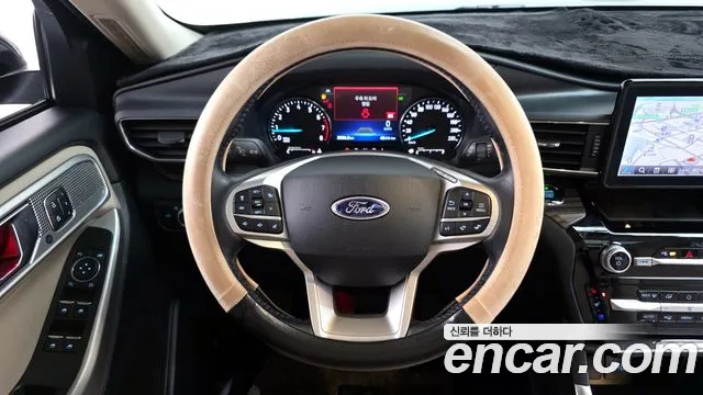 Ford Explorer 2021 — фото 13