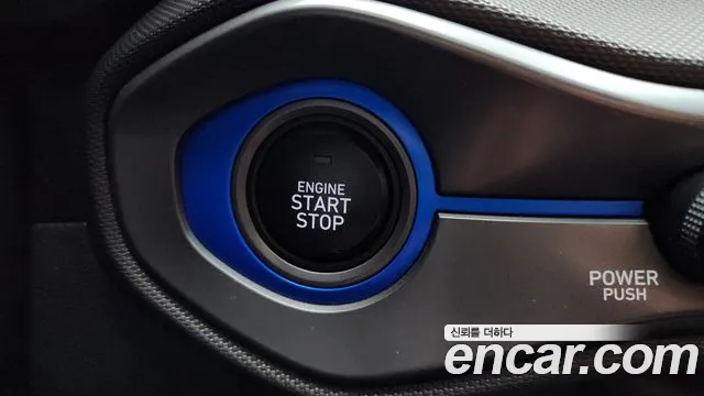 Hyundai Veloster 2018 — фото 17