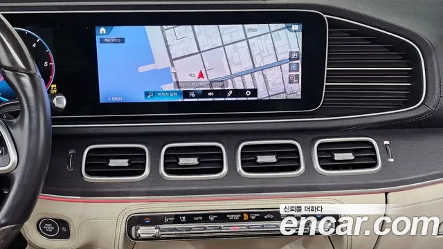 Mercedes-Benz GLS-Class 2022 — фото 14