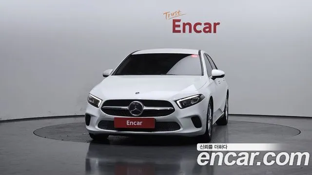 Mercedes-Benz A-Class 2020 — фото 3