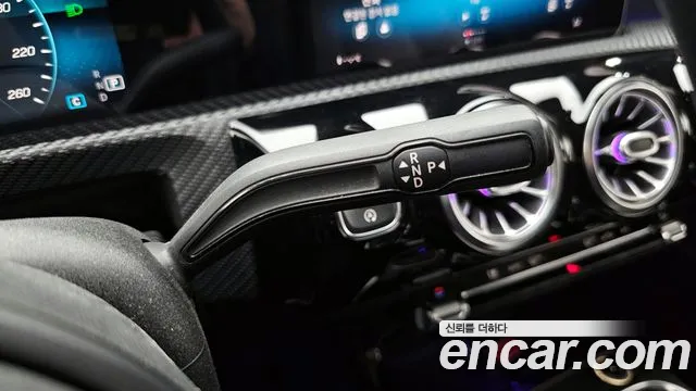 Mercedes-Benz A-Class 2020 — фото 9