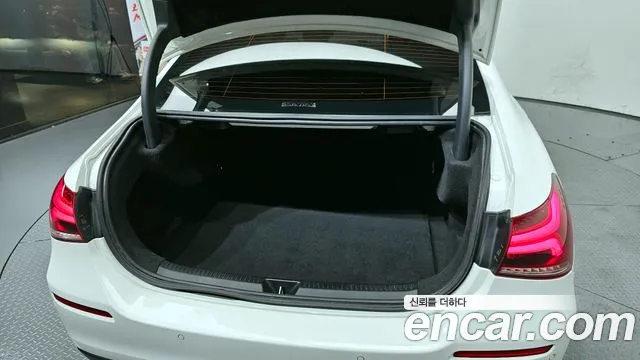 Mercedes-Benz A-Class 2020 — фото 20