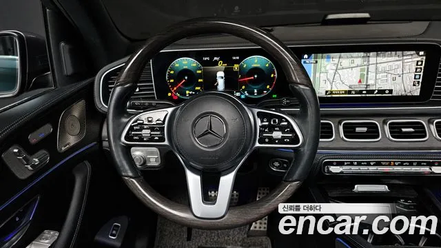 Mercedes-Benz GLS-Class 2022 — фото 13